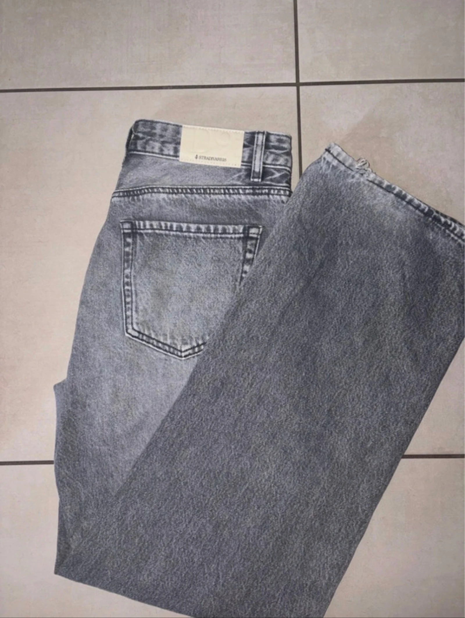 Jean D92 Stradivarius taille 38 (M)